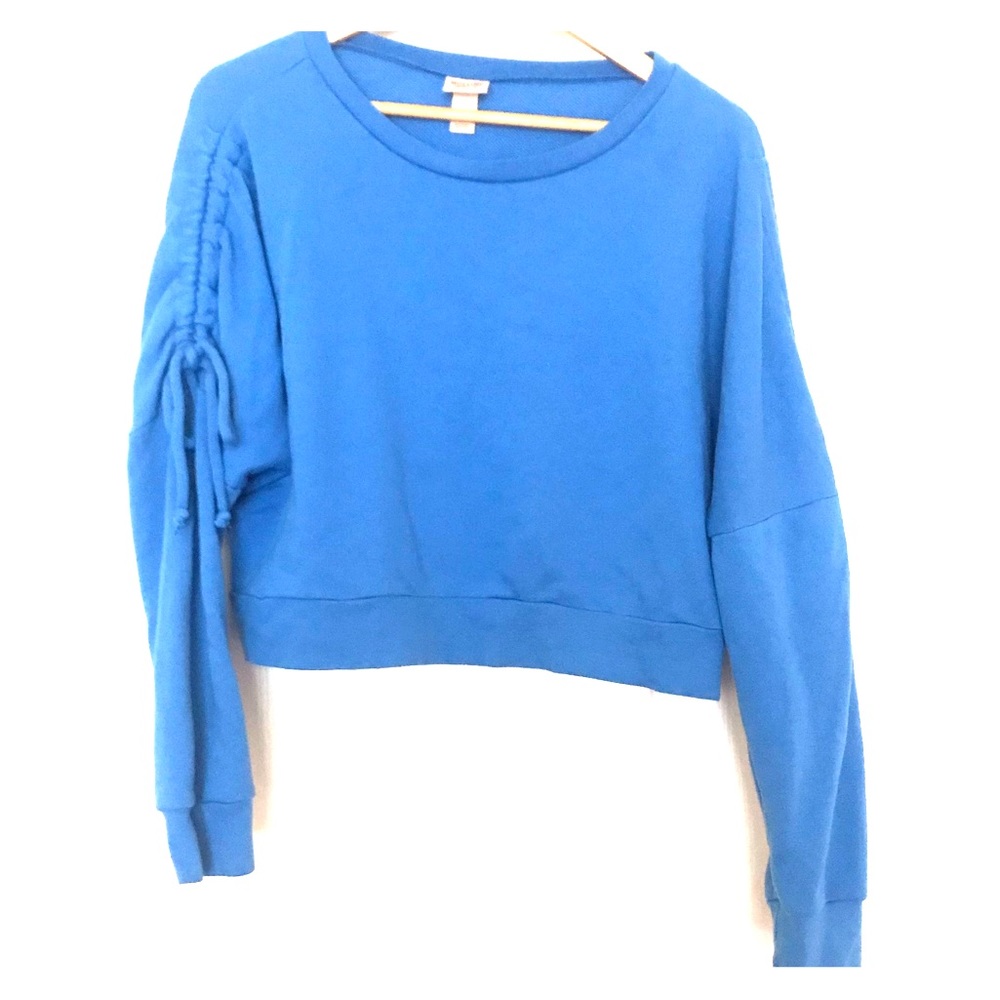 LIKE NEW Mossimo Blue Crop Ruched Sleeve Sweater
